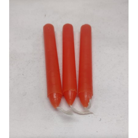 Velas naranja cortas